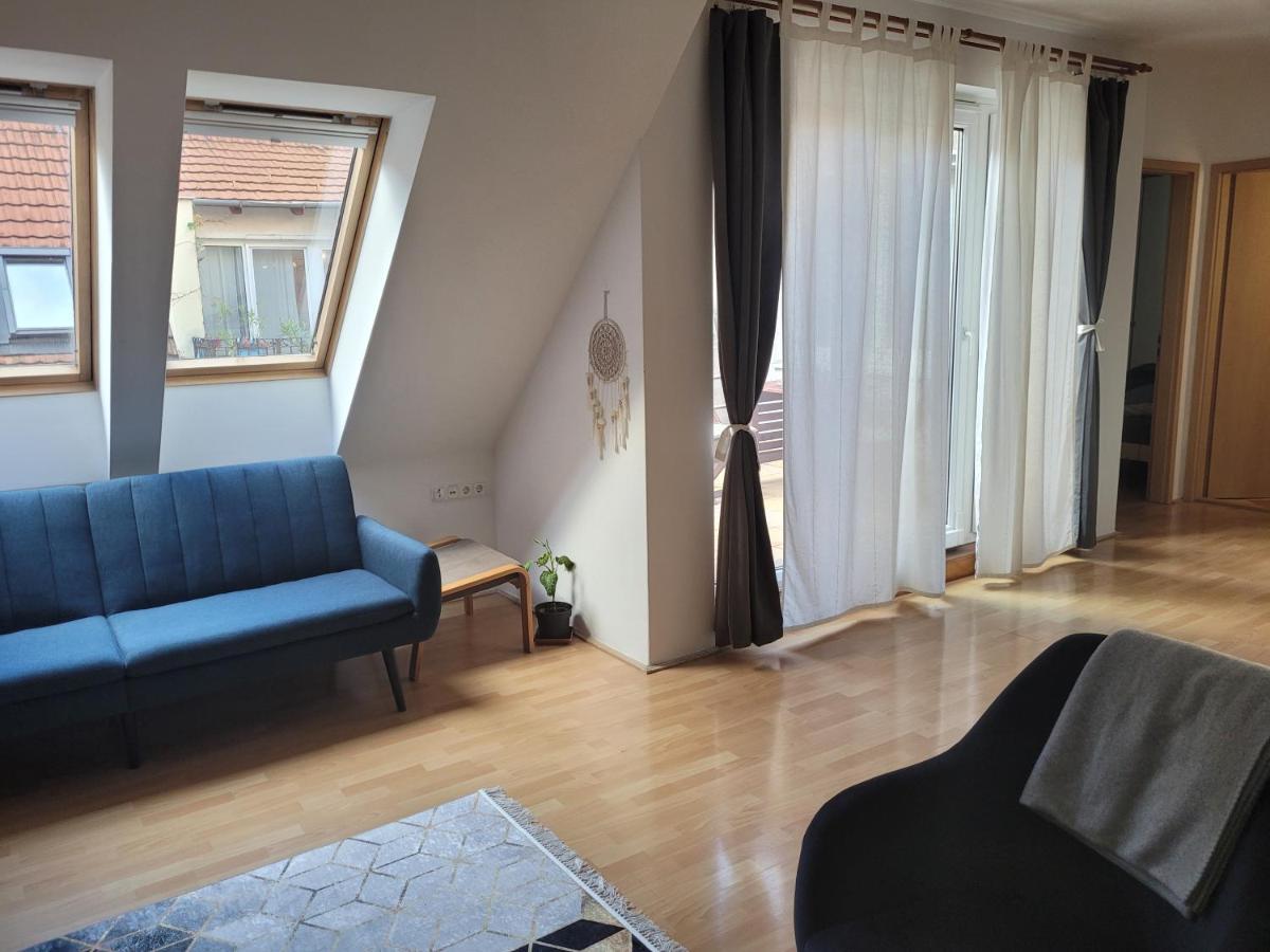 Hb Downtown Sunny Apartman Boedapest Buitenkant foto
